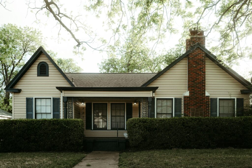 A house witha brick chimney.
